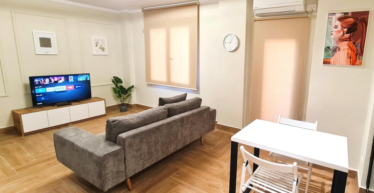 2V1 - Center Apartment 4 Tirana Zewnętrze zdjęcie
