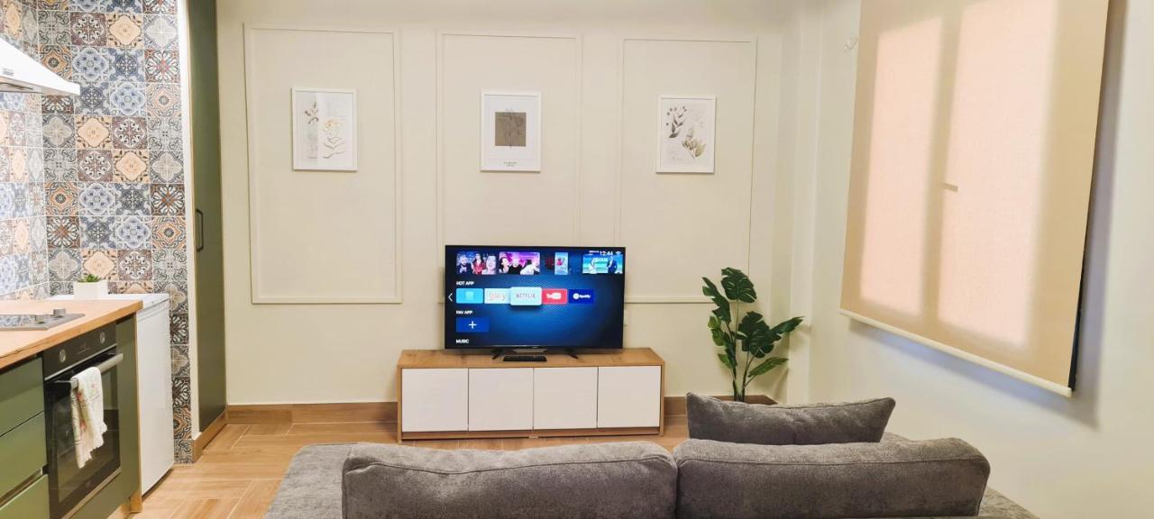 2V1 - Center Apartment 4 Tirana Zewnętrze zdjęcie
